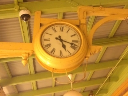 Junee railway station - clock